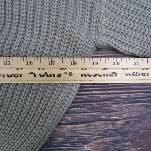 Elodie NEW Small Gray Crewneck Crop Sweater Knit Winter Acrylic - Picture 4 of 7